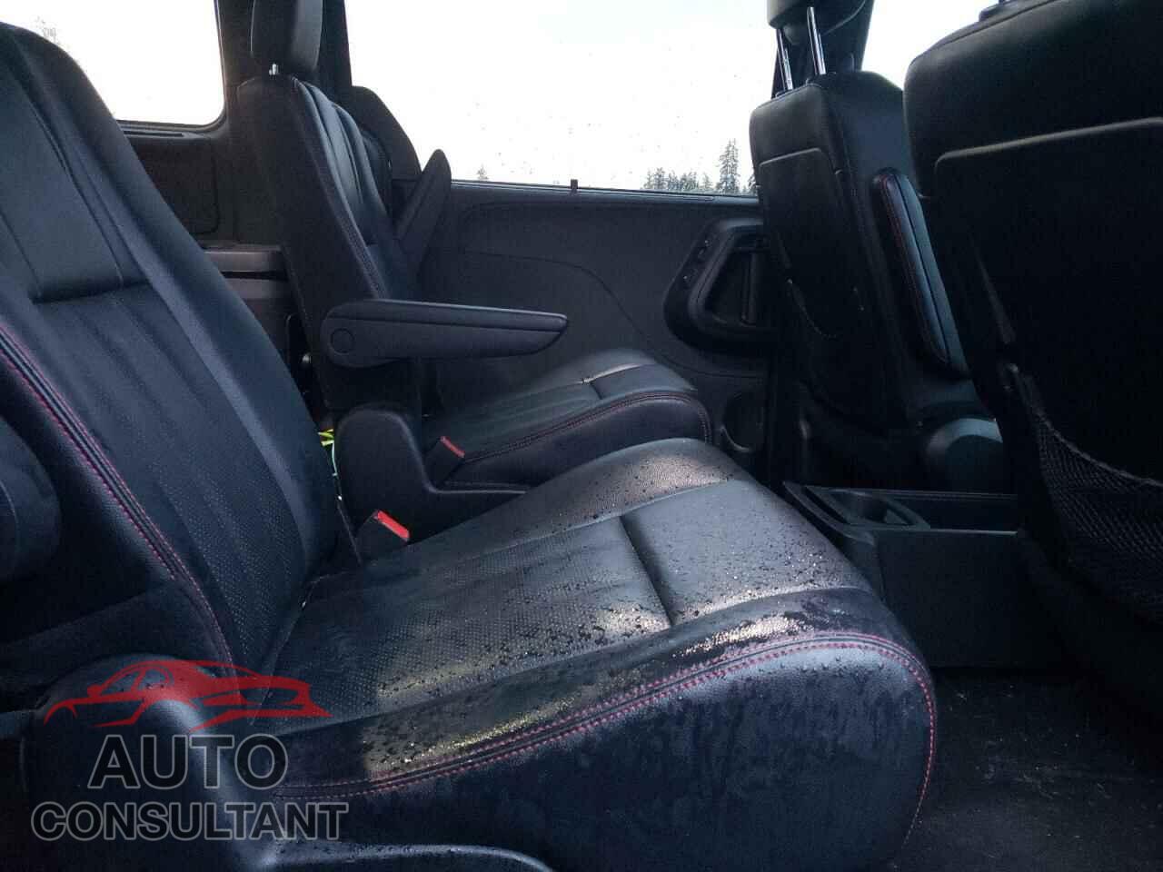 DODGE CARAVAN 2015 - 2C4RDGEG9FR606955