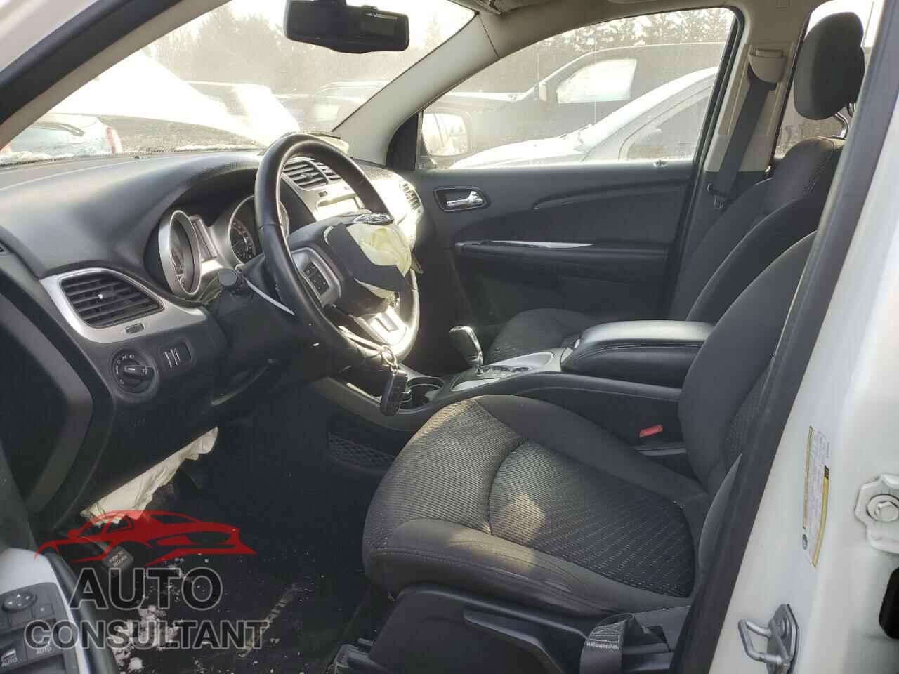 DODGE JOURNEY 2017 - 3C4PDCCGXHT584953
