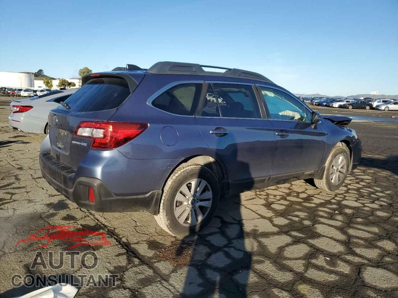 SUBARU OUTBACK 2018 - 4S4BSAFC6J3389135