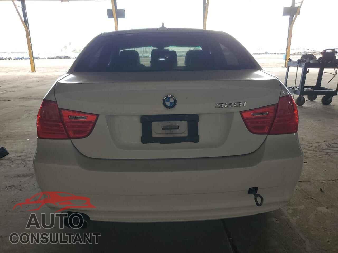 BMW 3 SERIES 2011 - WBAPH7C58BE680725