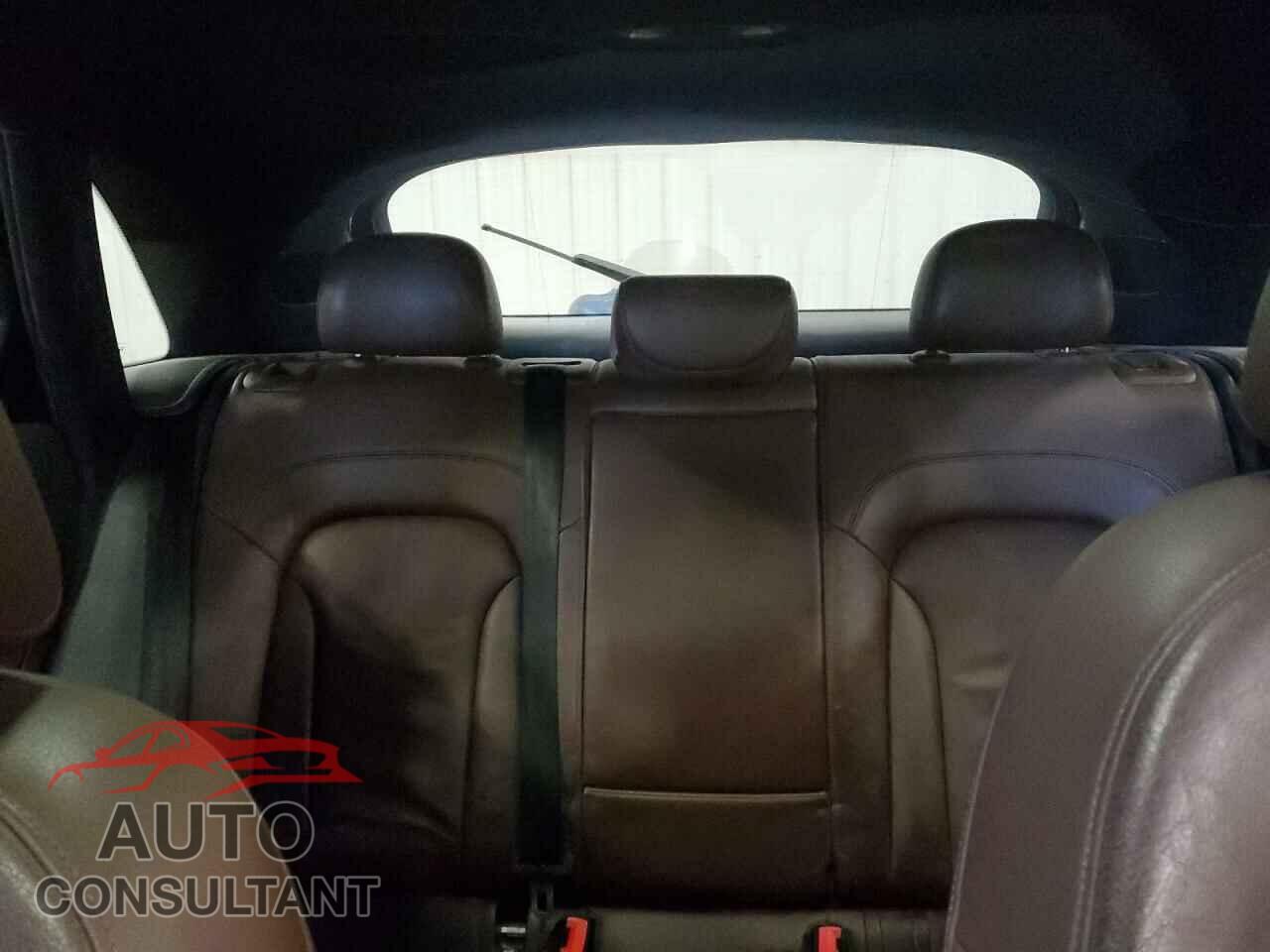 AUDI Q3 2016 - WA1EFCFS5GR024924