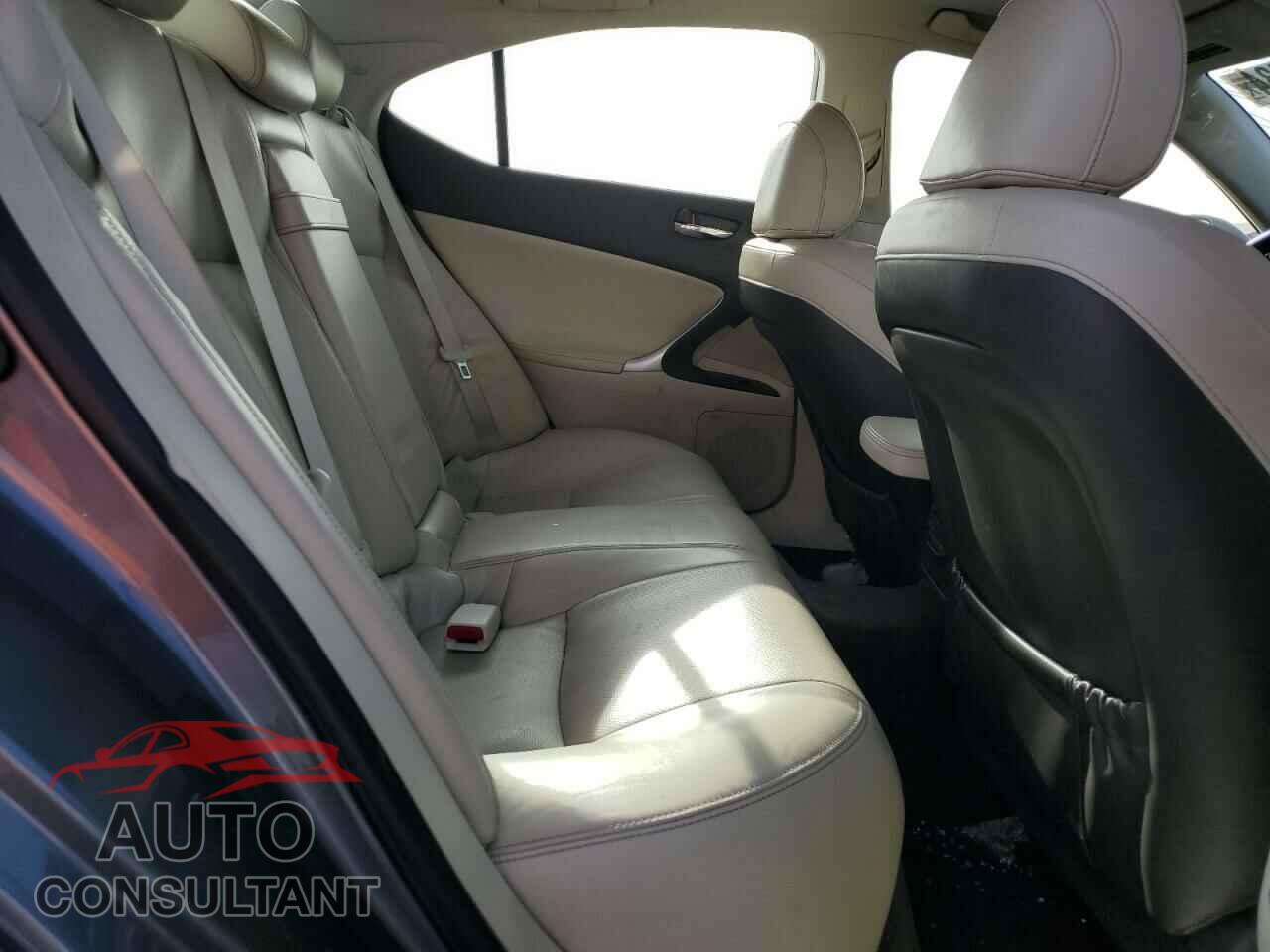 LEXUS IS 2013 - JTHBF5C26D5186703