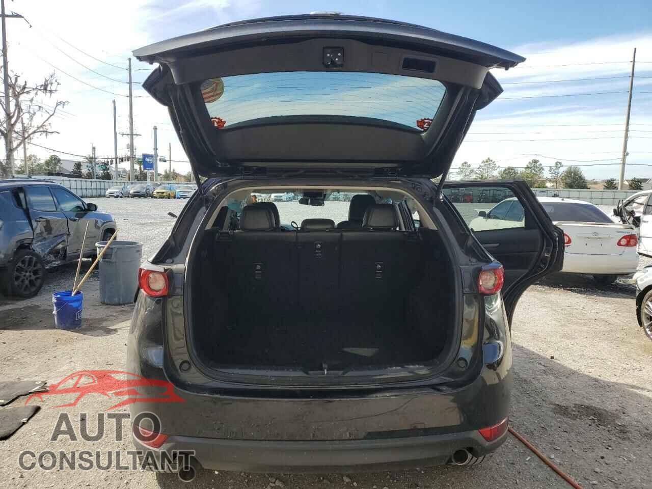 MAZDA CX-5 2018 - JM3KFACMXJ0302528