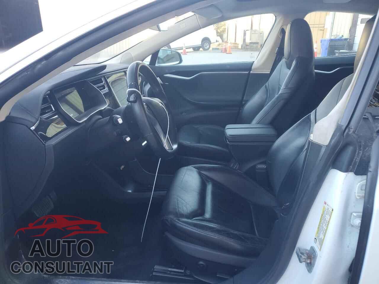 TESLA MODEL S 2015 - 5YJSA1E2XFF115821