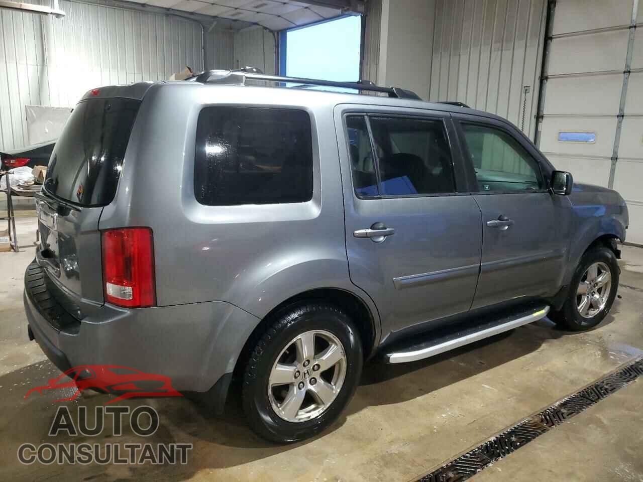 HONDA PILOT 2009 - 5FNYF48619B033864
