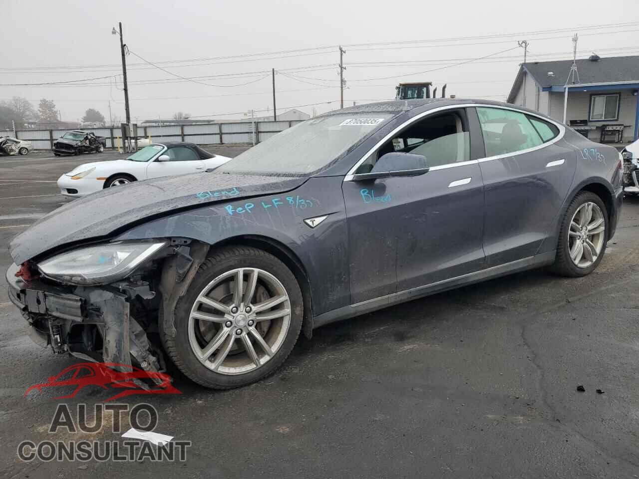 TESLA MODEL S 2015 - 5YJSA1H22FFP73175