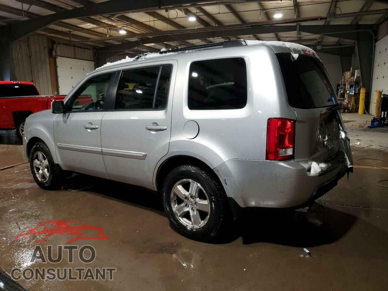 HONDA PILOT 2011 - 5FNYF4H46BB089139