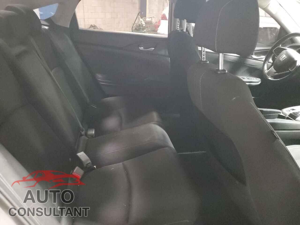 HONDA CIVIC 2018 - JHMFC1F3XJX032373