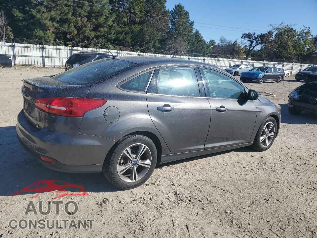 FORD FOCUS 2018 - 1FADP3FE1JL256865
