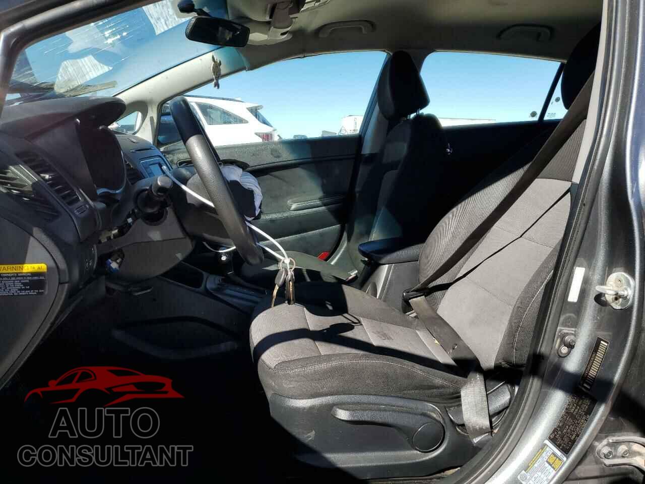 KIA FORTE 2016 - KNAFK5A85G5636560