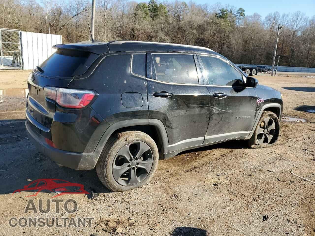 JEEP COMPASS 2018 - 3C4NJDBBXJT325669
