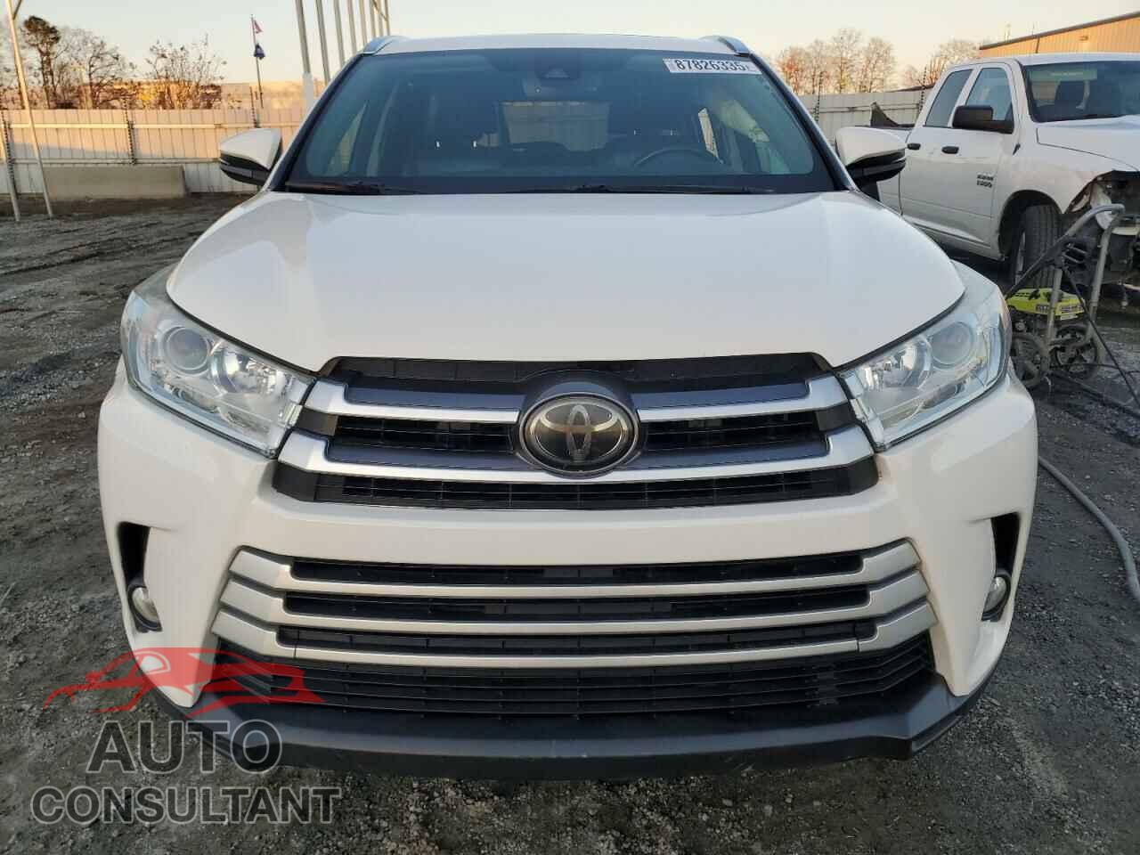 TOYOTA HIGHLANDER 2017 - 5TDJZRFH4HS480855