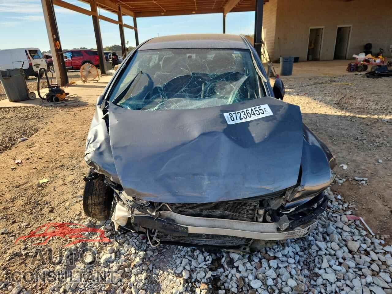HONDA CIVIC 2011 - 19XFA1F33BE014970