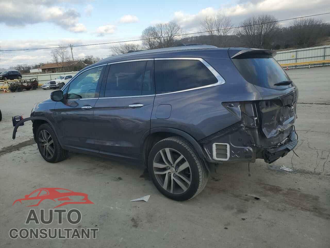 HONDA PILOT 2017 - 5FNYF6H92HB054713