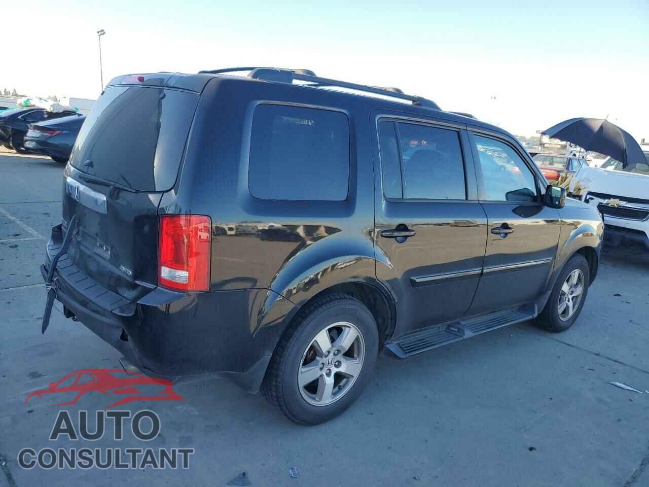 HONDA PILOT 2010 - 5FNYF4H68AB013678
