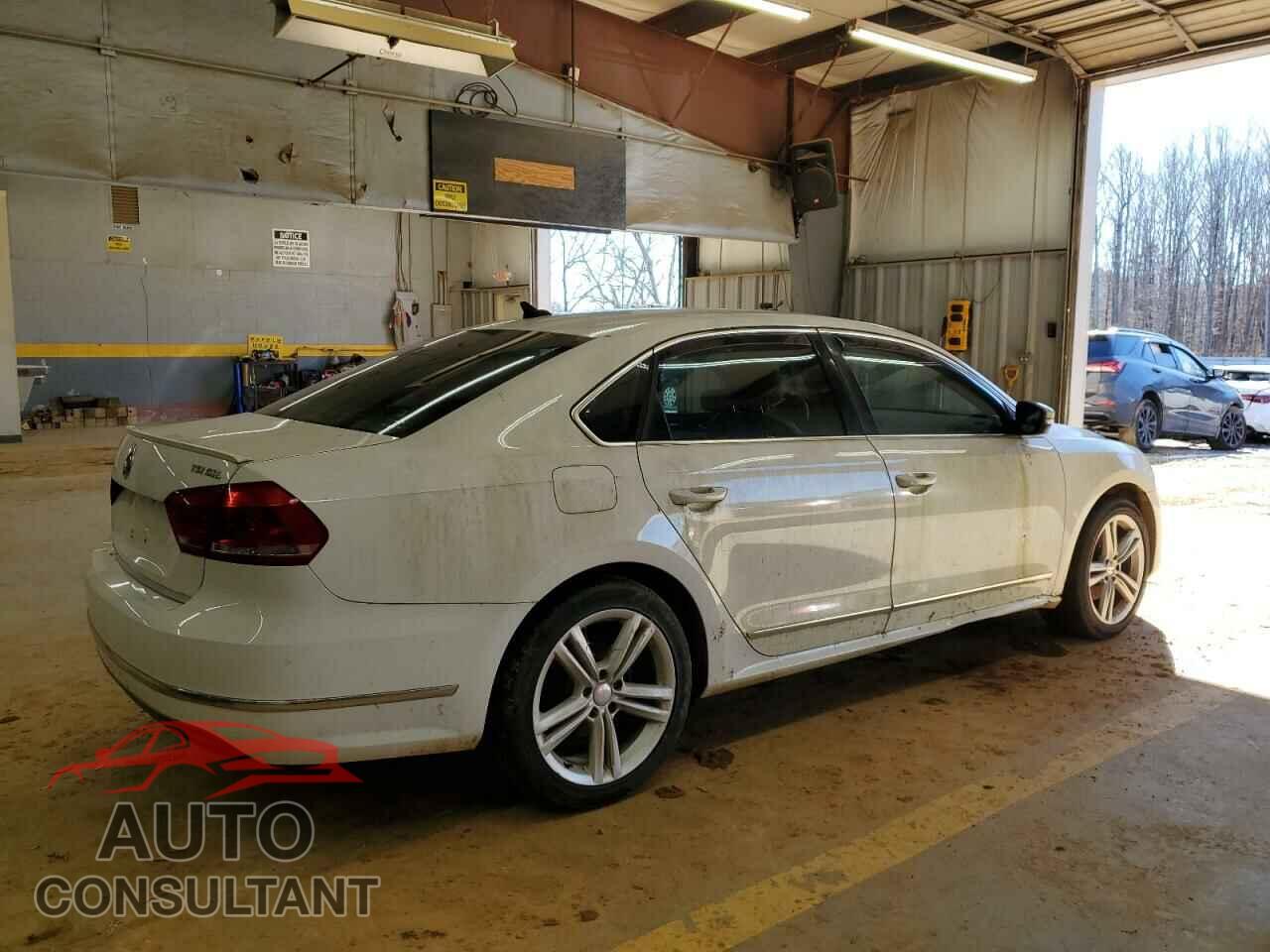 VOLKSWAGEN PASSAT 2014 - 1VWCS7A37EC031578