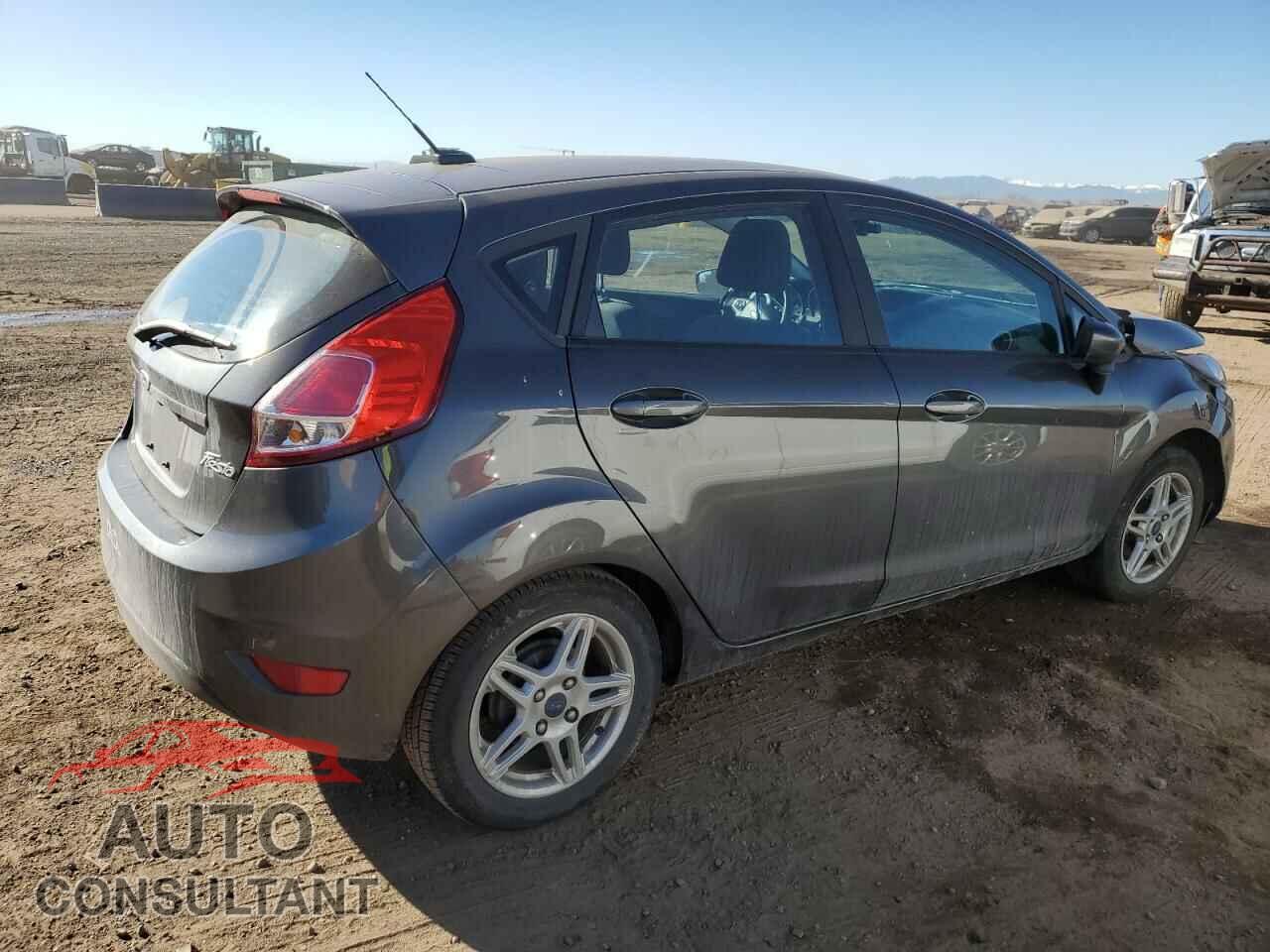 FORD FIESTA 2018 - 3FADP4EJ4JM101164