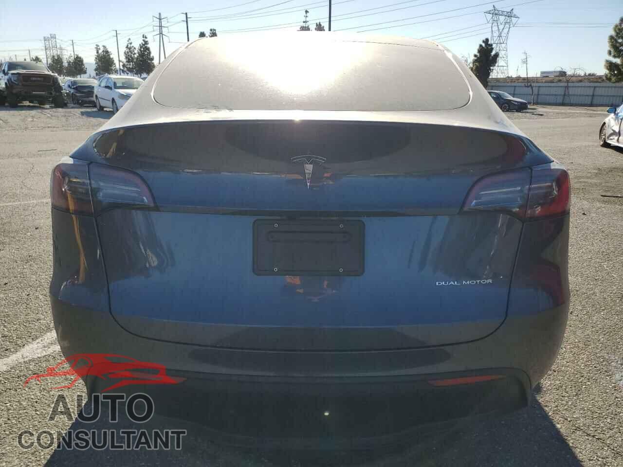 TESLA MODEL Y 2023 - 7SAYGDEE8PA119873