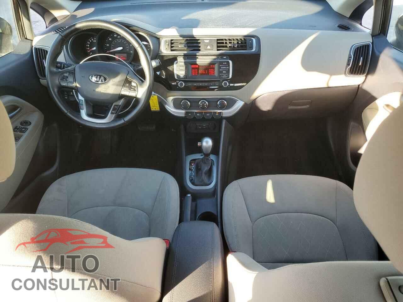 KIA RIO 2017 - KNADN4A32H6072178