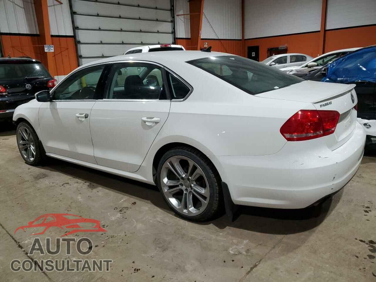 VOLKSWAGEN PASSAT 2015 - 1VWBS7A39FC080679