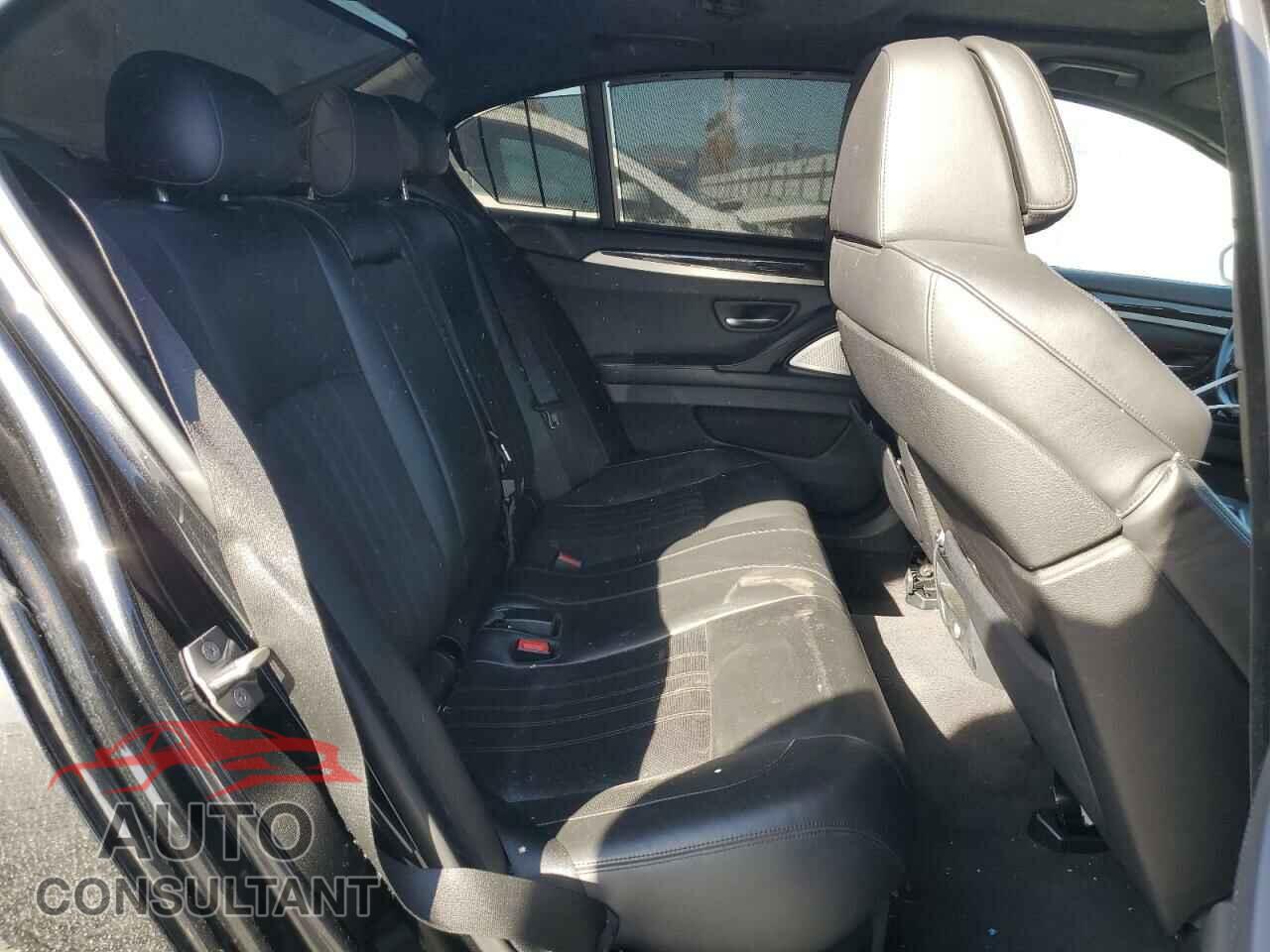 BMW M5 2013 - WBSFV9C54DC772568