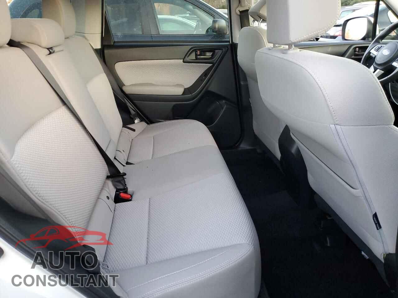 SUBARU FORESTER 2017 - JF2SJAEC1HH542723