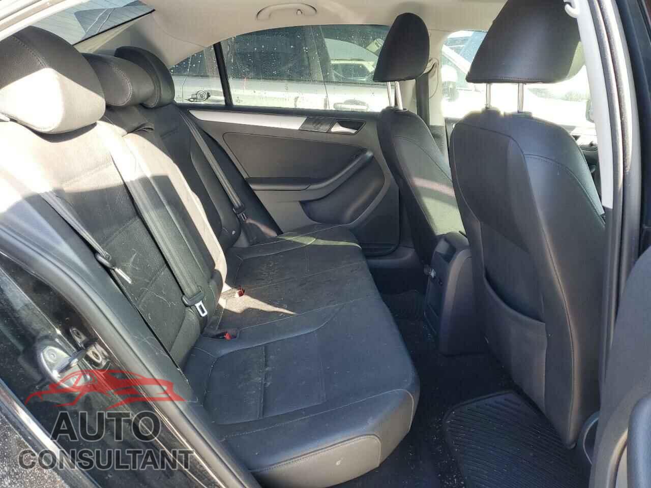 VOLKSWAGEN JETTA 2012 - 3VWLL7AJ2CM088505