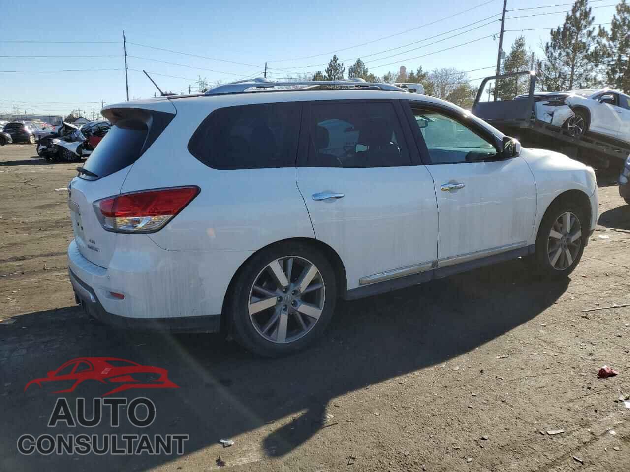 NISSAN PATHFINDER 2014 - 5N1AR2MM8EC640459