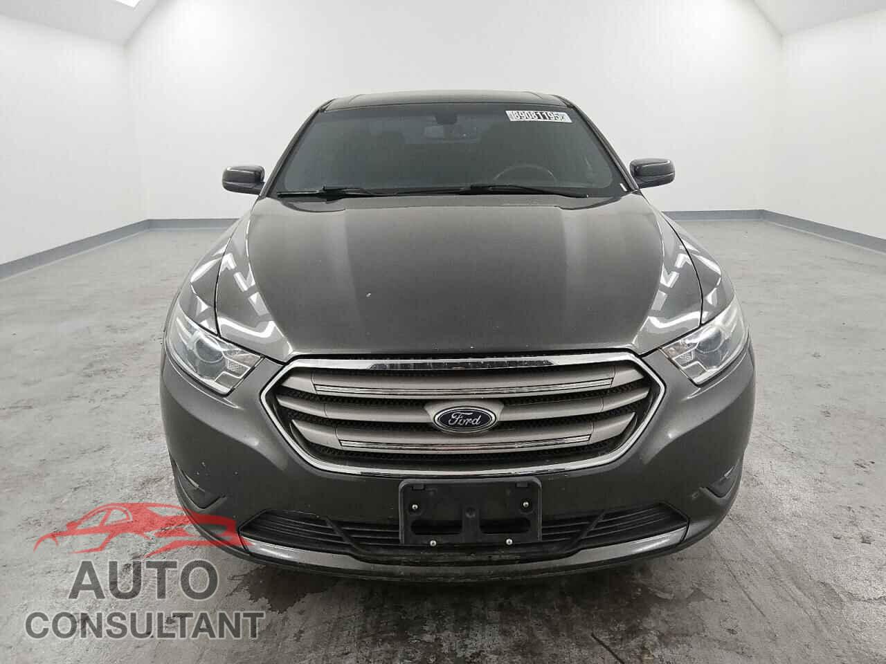 FORD TAURUS 2017 - 1FAHP2E88HG110960