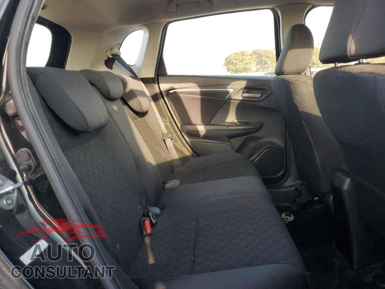 HONDA FIT 2017 - JHMGK5H52HS002093