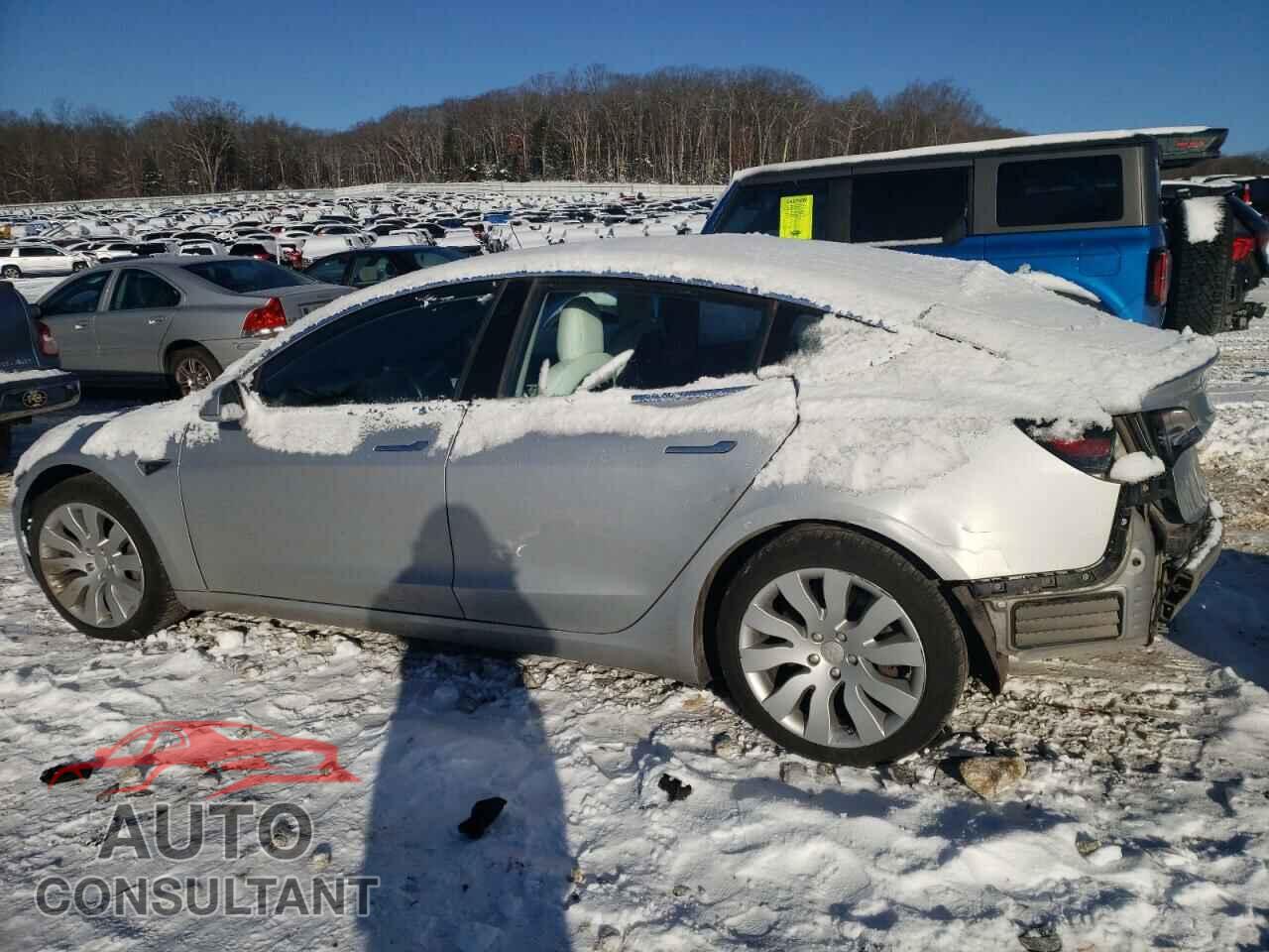 TESLA MODEL 3 2018 - 5YJ3E1EB2JF085795