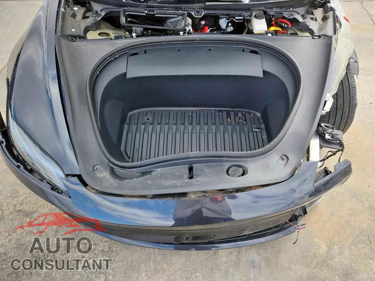 TESLA MODEL 3 2024 - 5YJ3E1EA6RF758915
