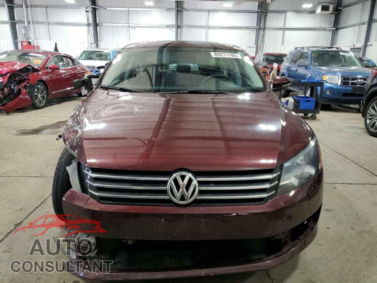VOLKSWAGEN PASSAT 2012 - 1VWAP7A32CC024320