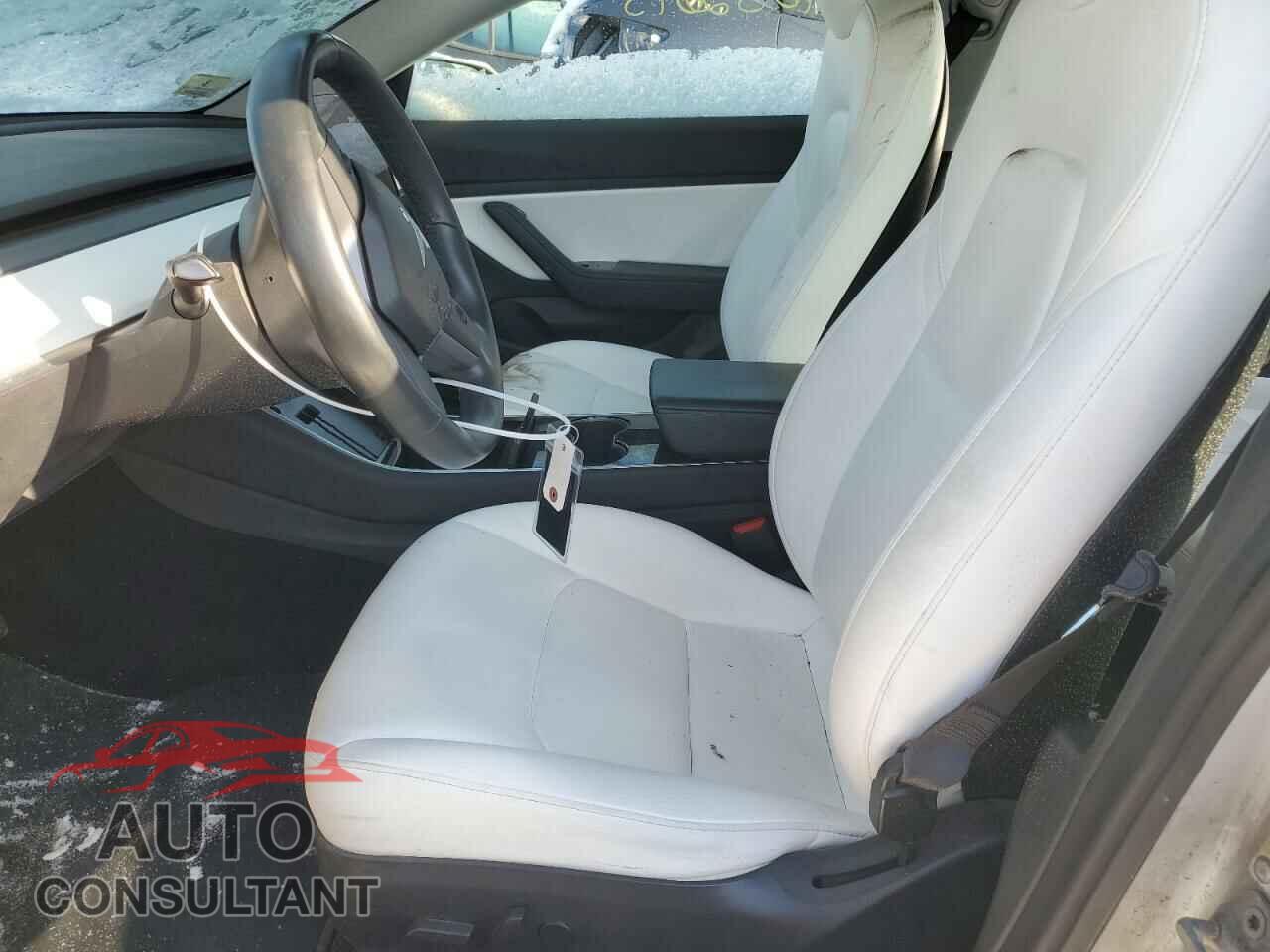 TESLA MODEL 3 2018 - 5YJ3E1EB2JF085795