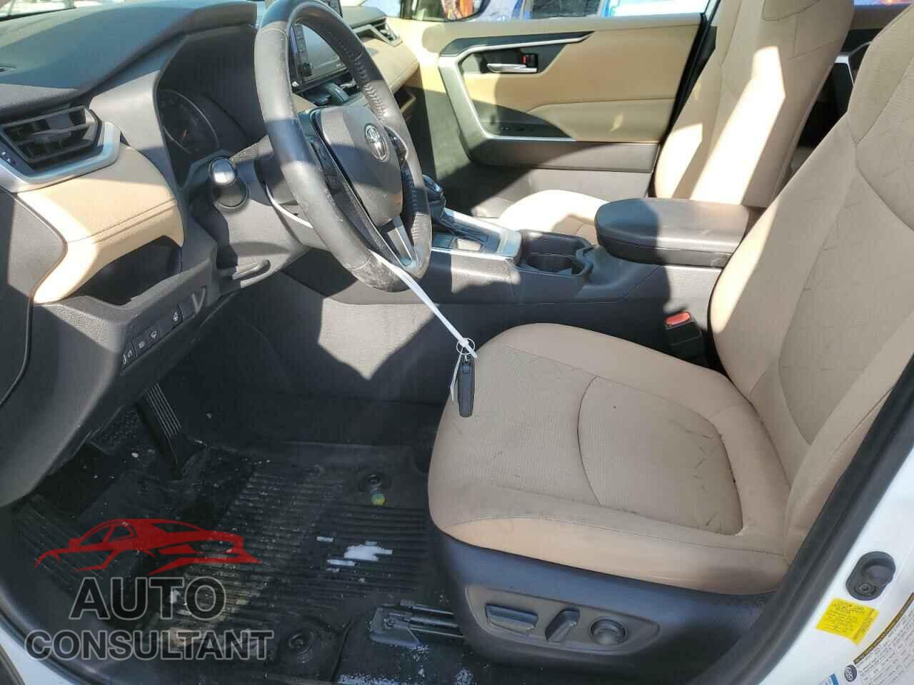 TOYOTA RAV4 2020 - JTMP1RFV9LD065266