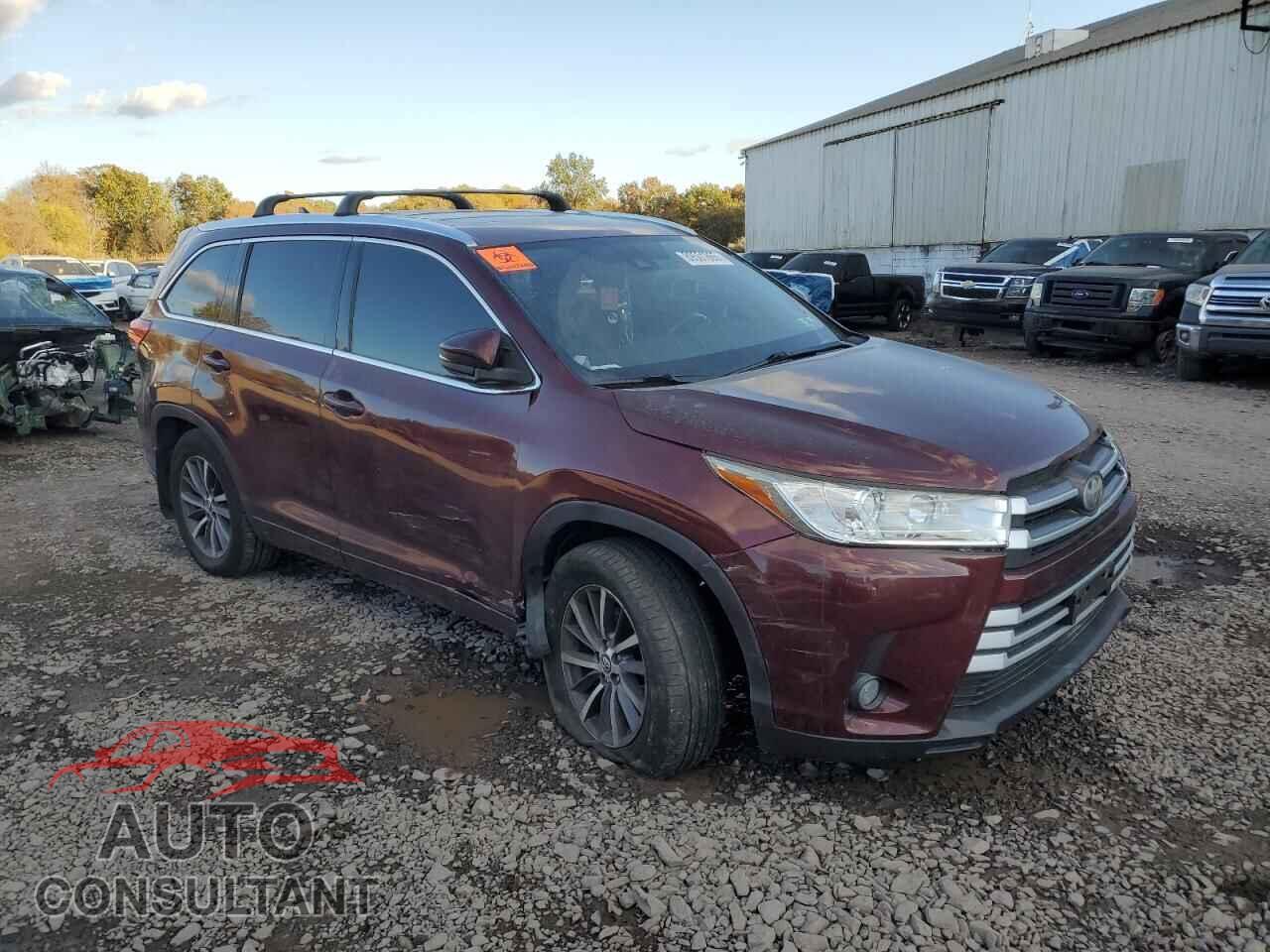 TOYOTA HIGHLANDER 2017 - 5TDJZRFH5HS397564
