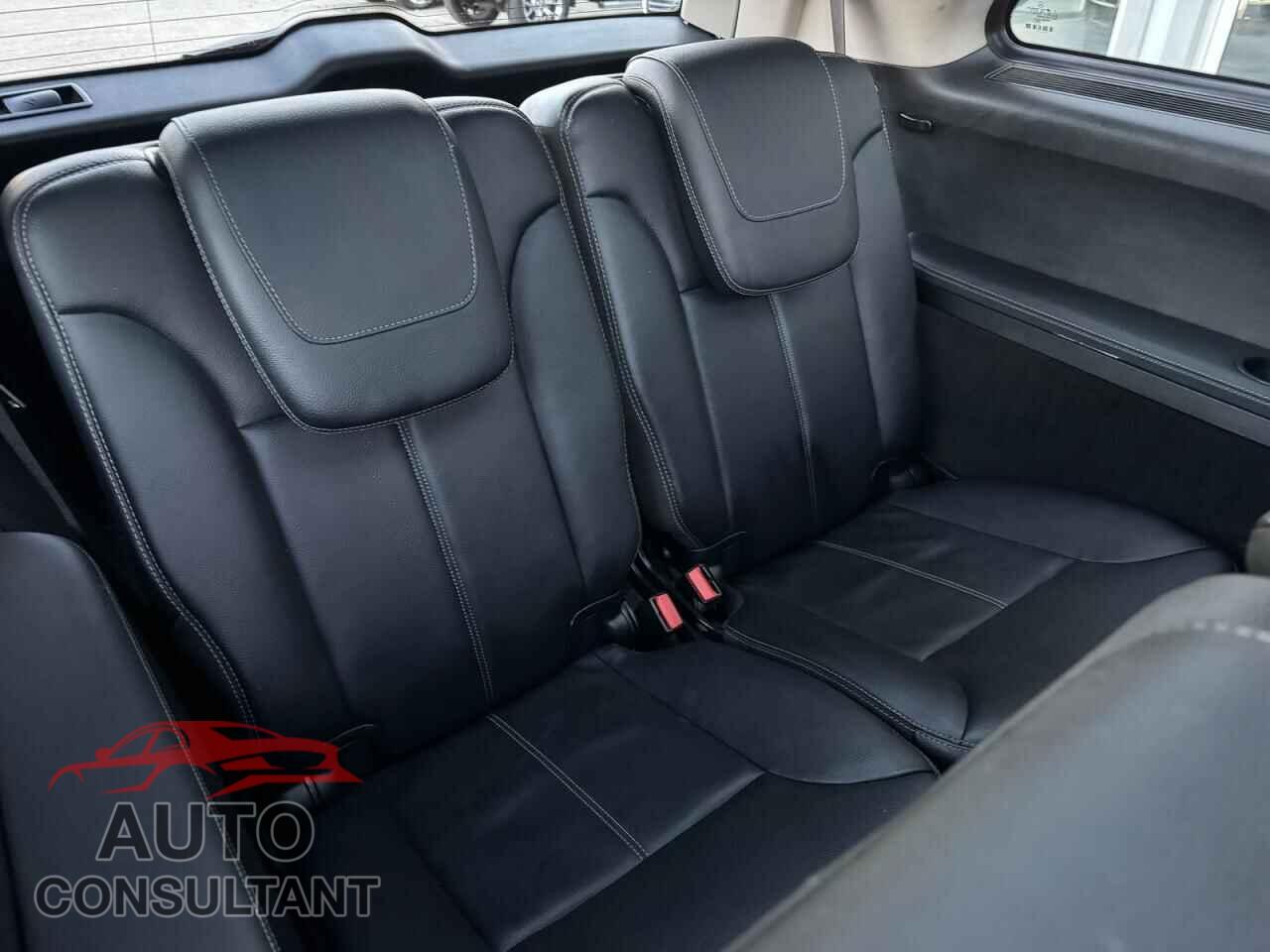 MERCEDES-BENZ GL-CLASS 2012 - 4JGBF7BE9CA795486