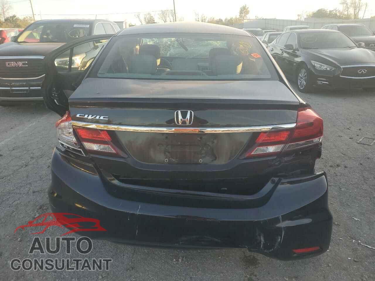 HONDA CIVIC 2013 - 2HGFB2F96DH502827