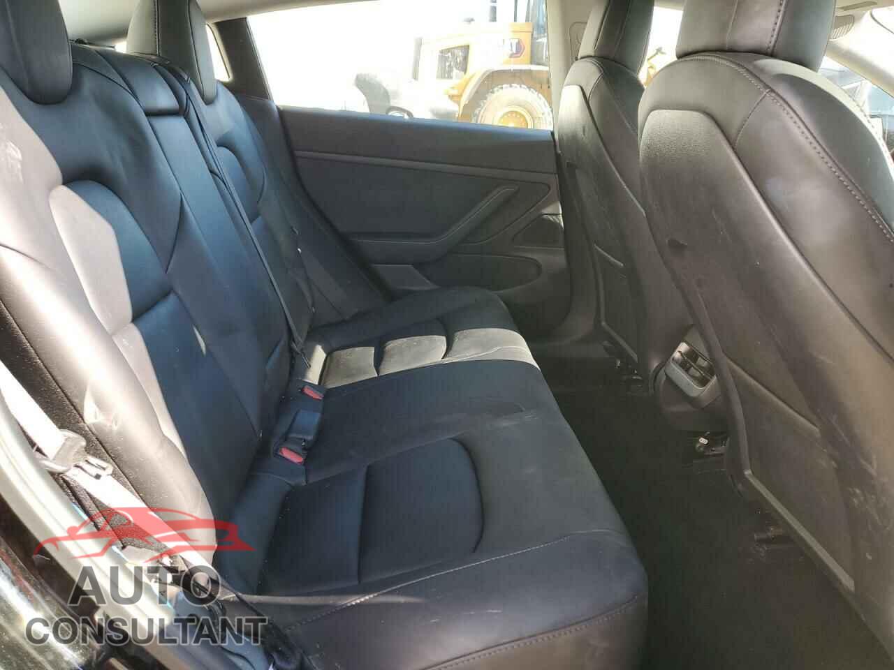 TESLA MODEL 3 2021 - 5YJ3E1EA8MF907060