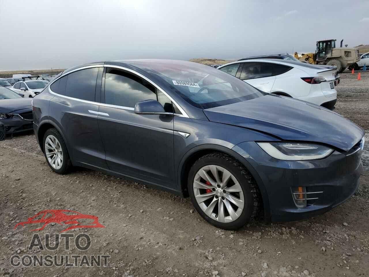 TESLA MODEL X 2016 - 5YJXCAE4XGFS00533