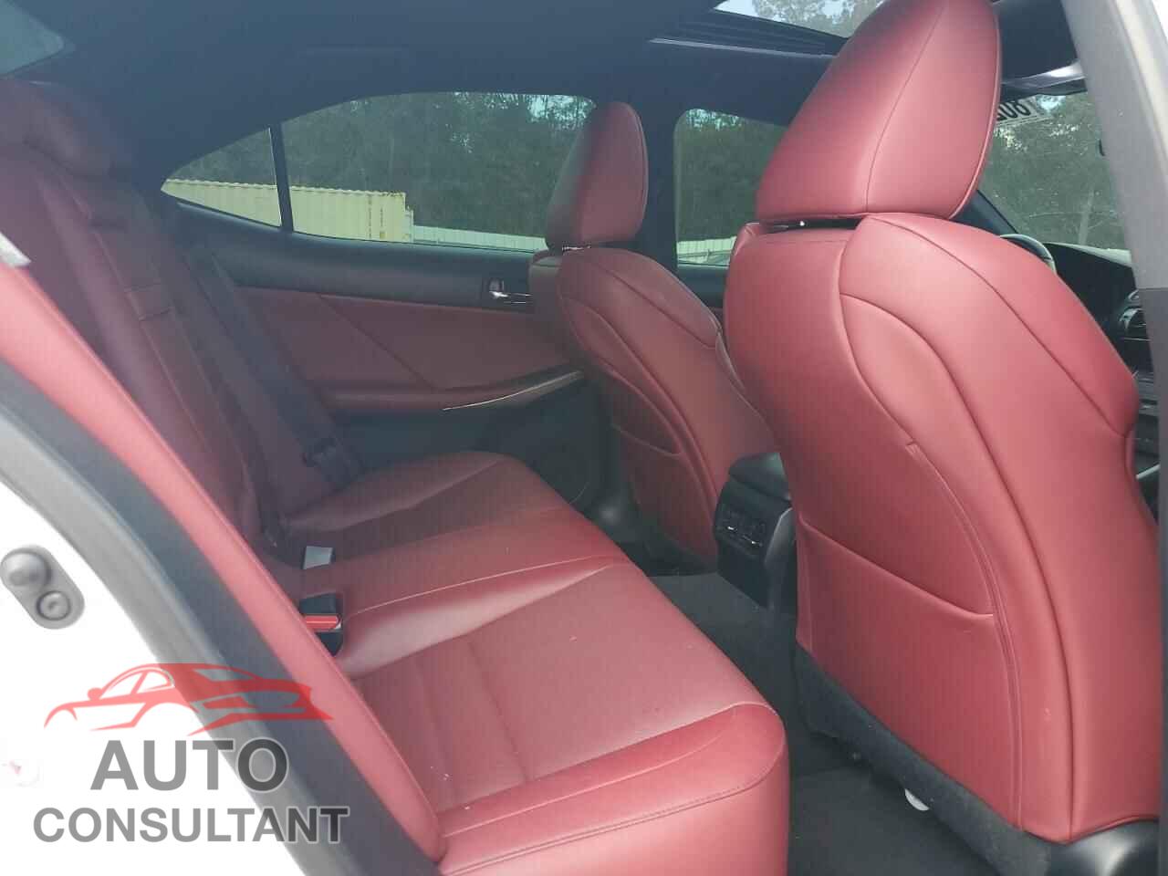 LEXUS IS 2015 - JTHBE1D21F5017167