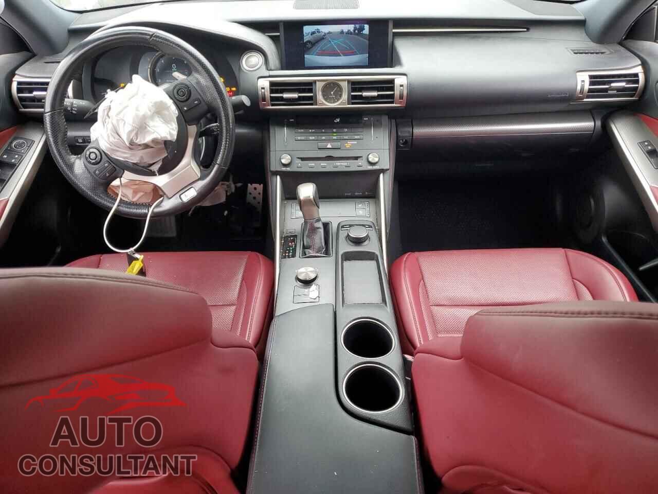 LEXUS IS 2016 - JTHBA1D23G5011982