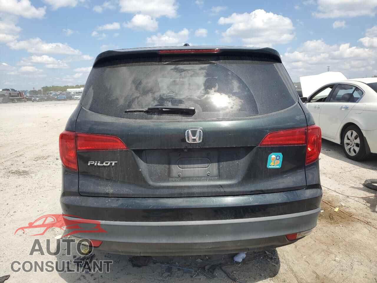 HONDA PILOT 2017 - 5FNYF5H52HB009682
