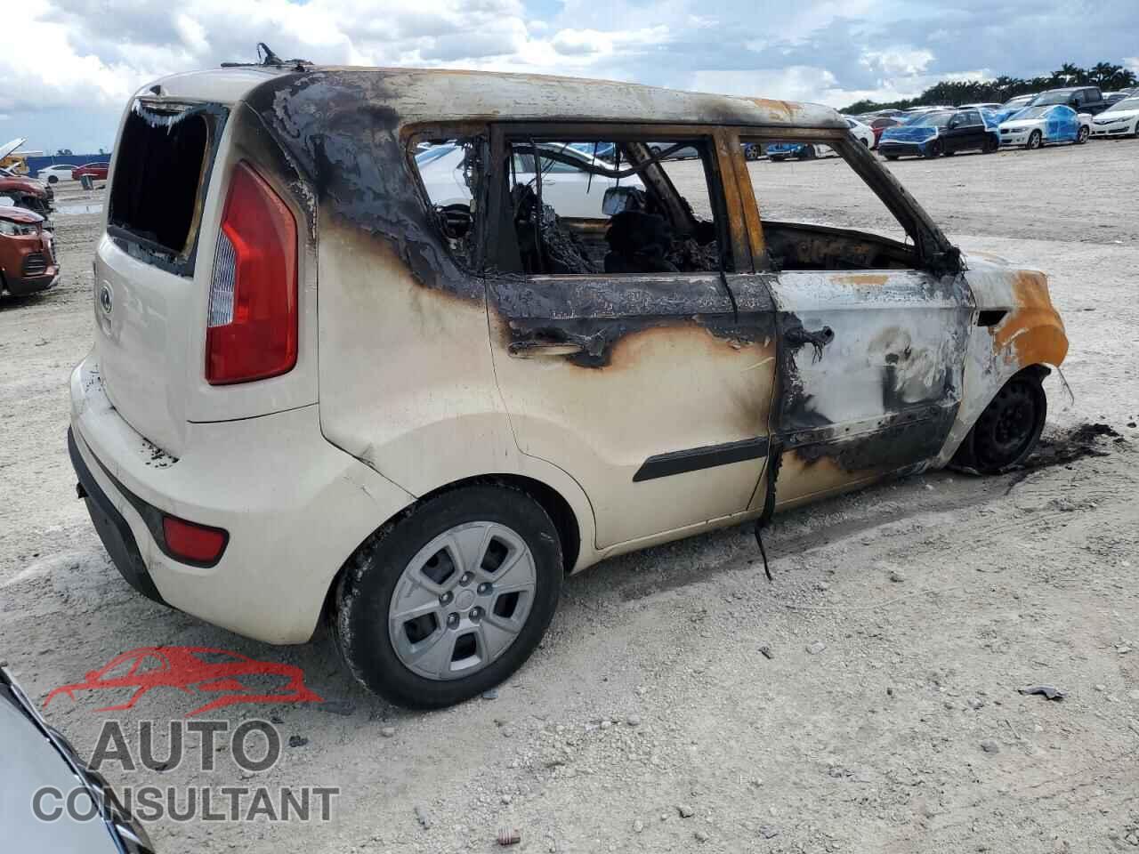 KIA SOUL 2013 - KNDJT2A50D7485111