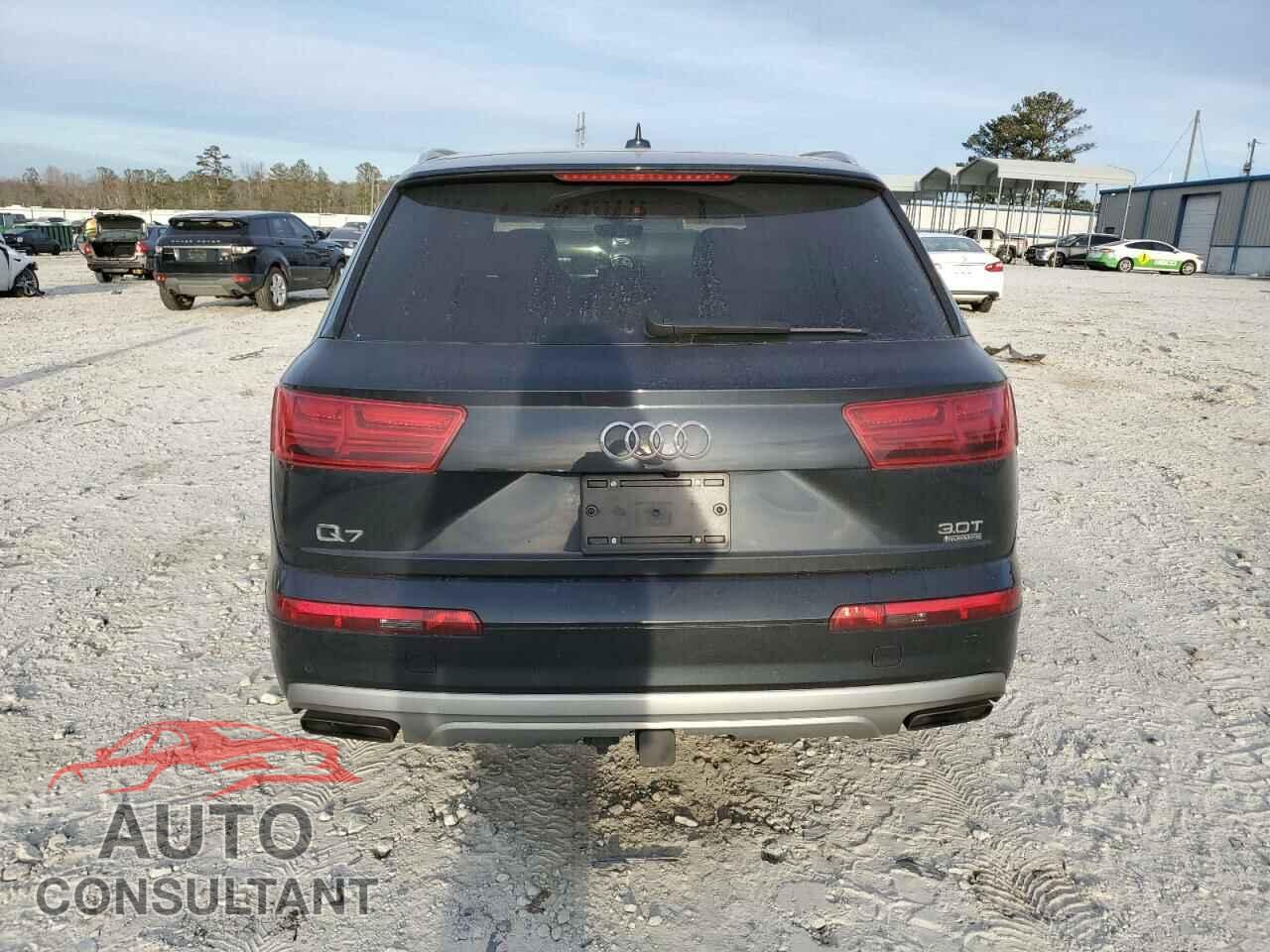 AUDI Q7 2017 - WA1LAAF70HD035138