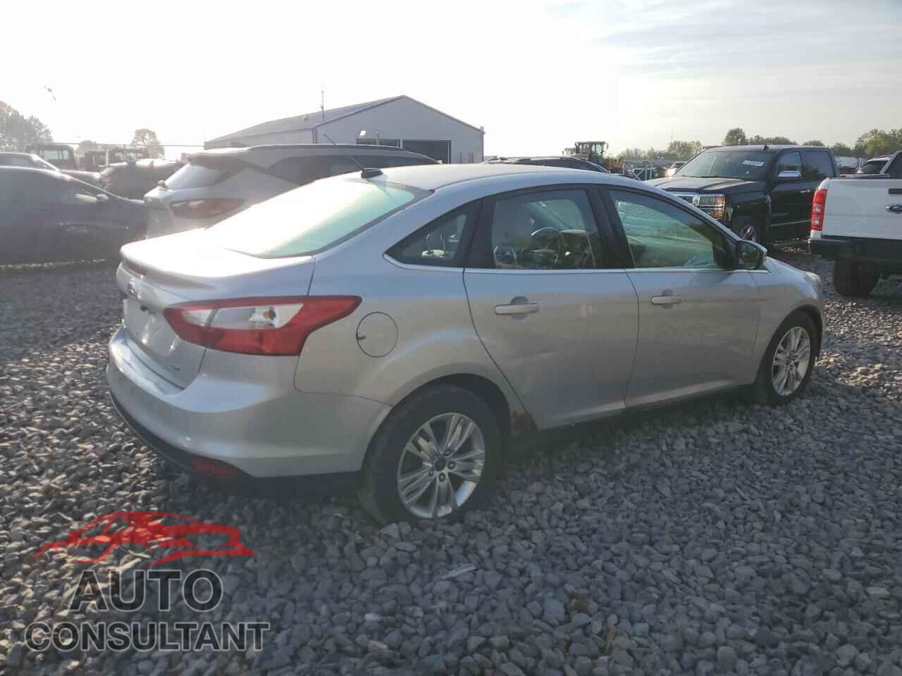 FORD FOCUS 2012 - 1FAHP3H20CL197640