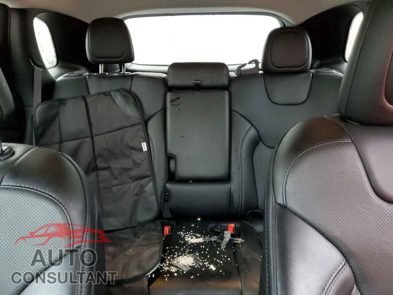 JEEP CHEROKEE A 2023 - 1C4PJMMBXPD104237