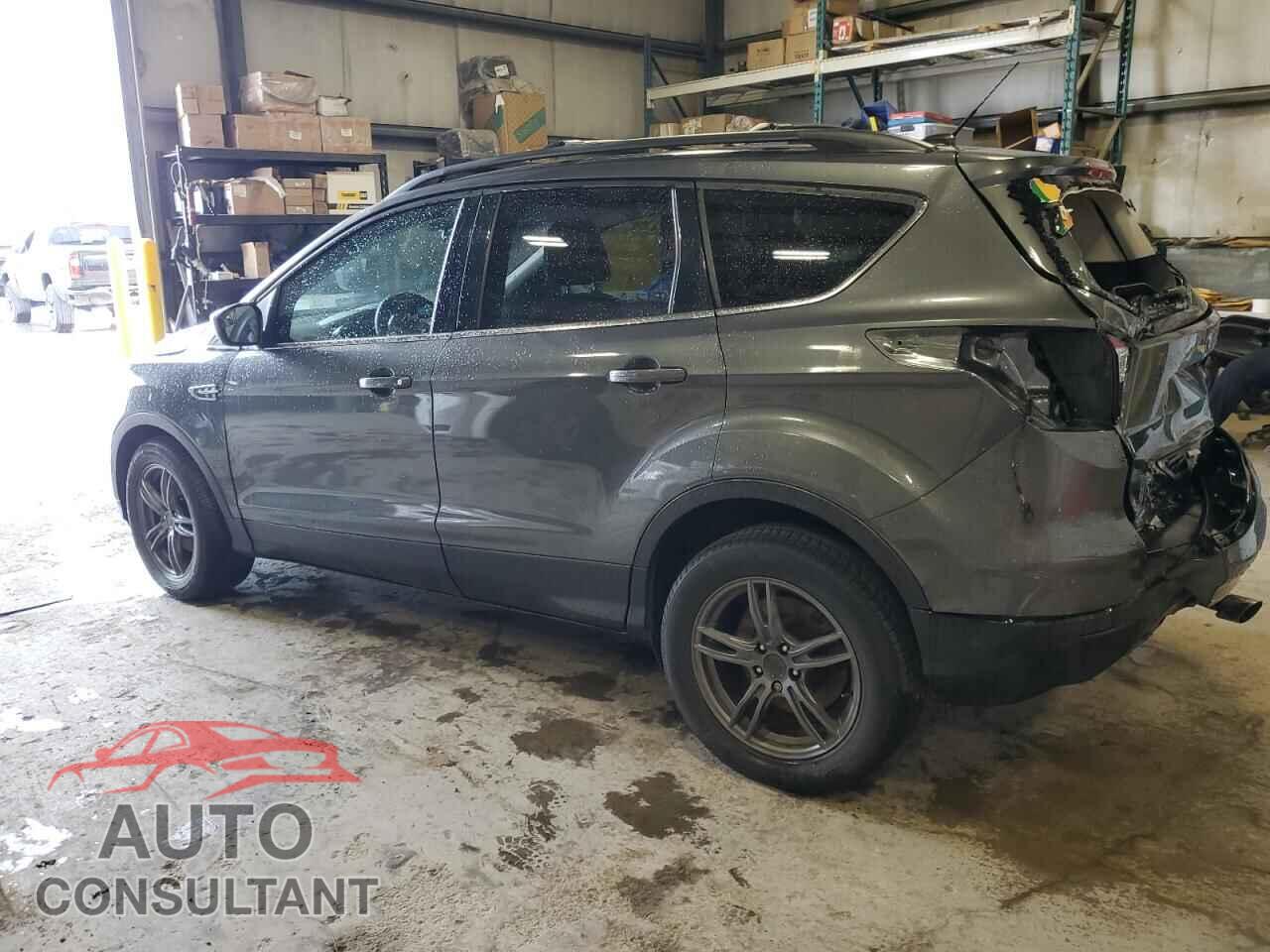 FORD ESCAPE 2017 - 1FMCU0GD1HUC69845