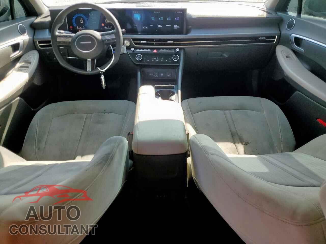 HYUNDAI SONATA 2024 - KMHL64JA7RA385490