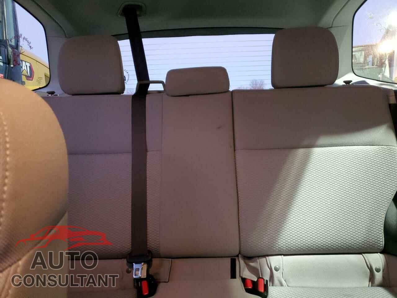 SUBARU FORESTER 2017 - JF2SJABCXHH577457